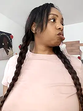 Snapshot of kitty__blackgl chatting on February 15, 3:06 pm kitty blackgl online show from February 15, 3:06 pm