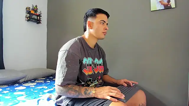 Snapshot of jacob_firexx chatting on June 30, 2:29 pm jacob firexx online show from June 30, 2:29 pm