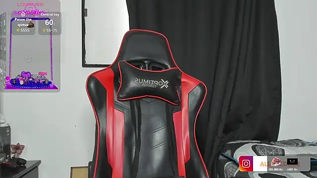 Snapshot of jacob_firexx chatting on July 2, 4:35 pm jacob firexx online show from July 2, 4:35 pm