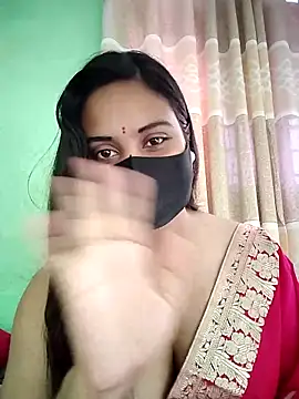 Snapshot of SimaRoy- chatting on May 9, 1:44 am SimaRoy- online show from May 9, 1:44 am
