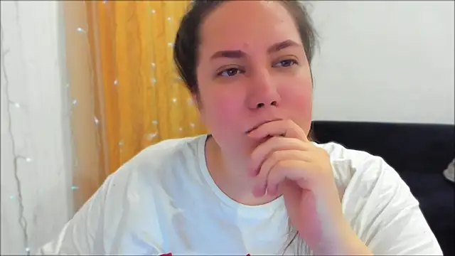 Snapshot of _madalexa_ chatting on April 19, 4:17 pm madalexa online show from April 19, 4:17 pm