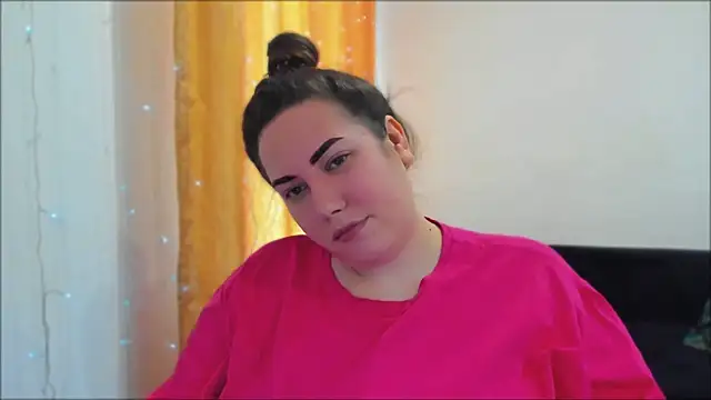 Snapshot of _madalexa_ chatting on April 30, 11:16 am madalexa online show from April 30, 11:16 am