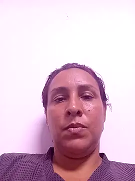 Snapshot of AmandaCams chatting on February 3, 3:26 am AmandaCams online show from February 3, 3:26 am