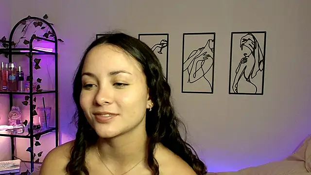 Megan Rodrigo online show from October 10, 7:13 pm