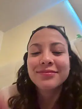 Megan Rodrigo online show from February 28, 11:55 am