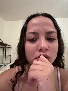 Megan Rodrigo online show from April 16, 1:01 pm