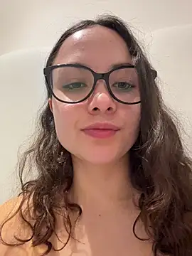 Megan Rodrigo online show from June 14, 5:09 am