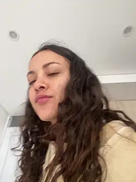Megan Rodrigo online show from July 8, 12:20 pm