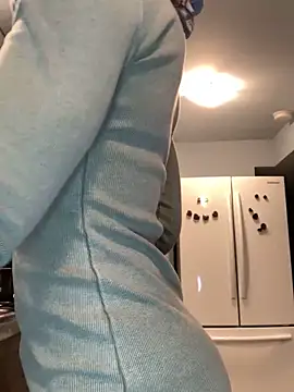 ninaperry777 online show from February 20, 4:50 am