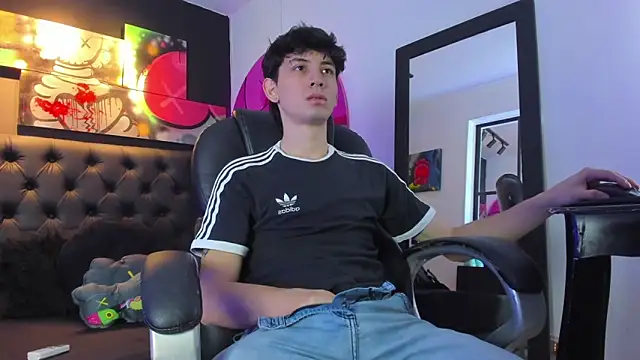 Santi delacruz online show from January 2, 2:35 pm