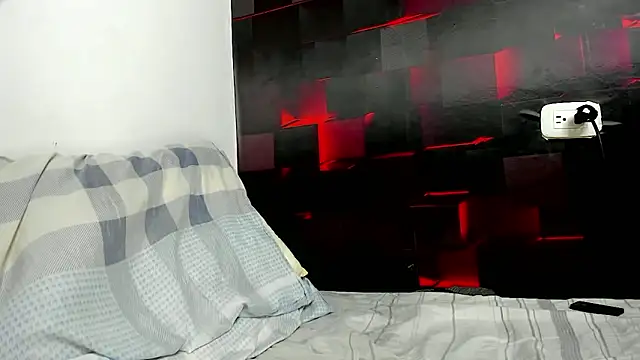 Snapshot of chromeheart_ chatting on March 28, 9:36 pm chromeheart online show from March 28, 9:36 pm