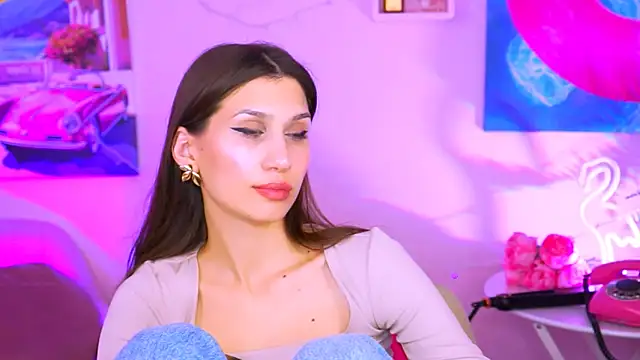 MollyPerry online show from January 5, 10:08 pm