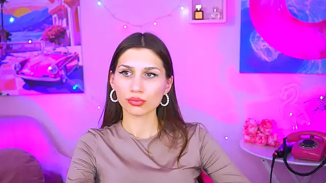 MollyPerry online show from January 7, 7:06 pm