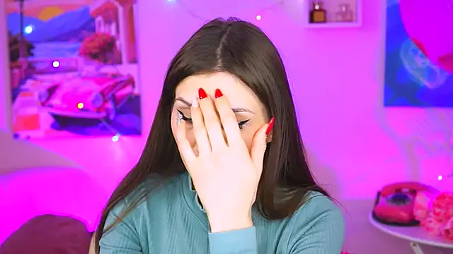 MollyPerry online show from February 16, 7:05 pm