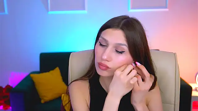 MollyPerry online show from March 16, 4:12 pm