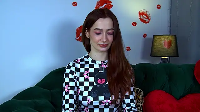 MarieKarma online show from February 5, 6:45 pm