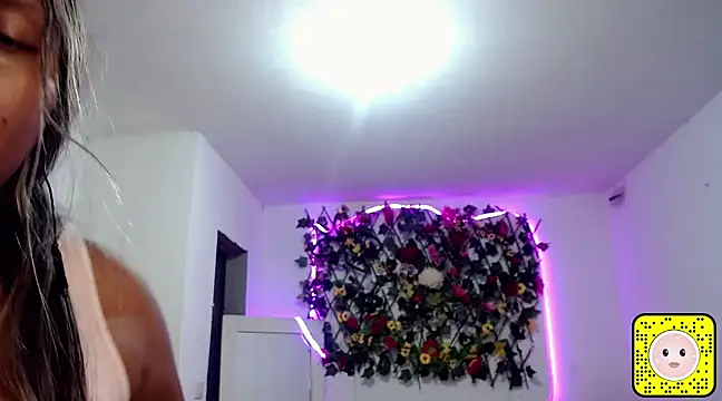 Snapshot of sexysusan4you chatting on March 21, 12:51 am sexysusan4you online show from March 21, 12:51 am