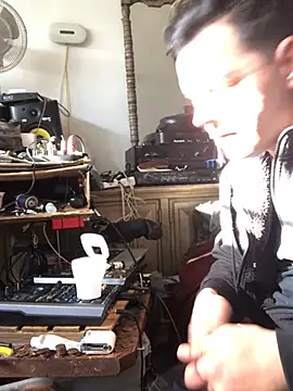 Snapshot of Phelyxx_elgato chatting on March 19, 3:40 pm Phelyxx elgato online show from March 19, 3:40 pm