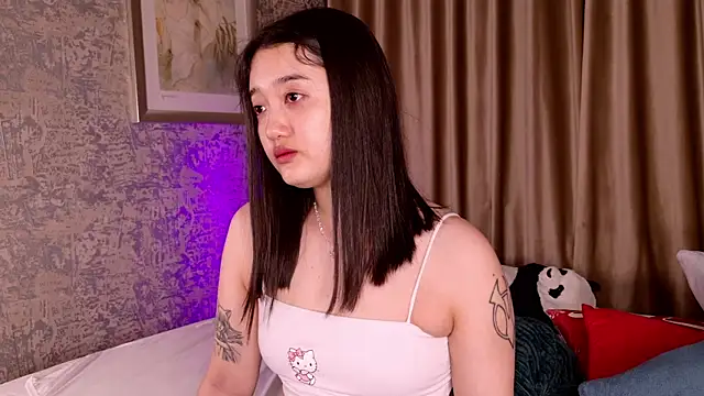 Snapshot of FreyaRaya chatting on June 3, 3:31 am FreyaRaya online show from June 3, 3:31 am