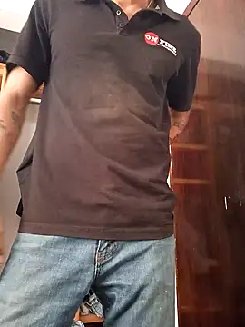 Snapshot of mexicaninuganda chatting on December 6, 11:03 pm mexicaninuganda online show from December 6, 11:03 pm