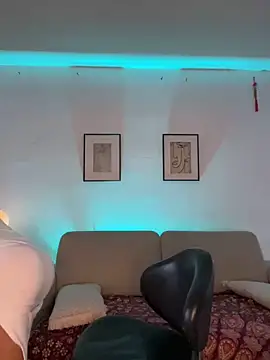 Snapshot of Susi_bell chatting on February 22, 10:52 pm Susi bell online show from February 22, 10:52 pm