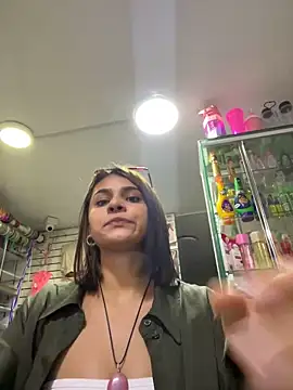 Snapshot of Susi_bell chatting on March 4, 9:54 pm Susi bell online show from March 4, 9:54 pm