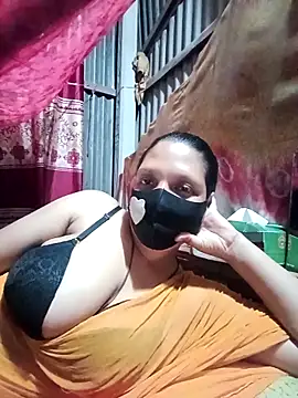 Snapshot of Depte- chatting on April 18, 1:26 pm Depte- online show from April 18, 1:26 pm