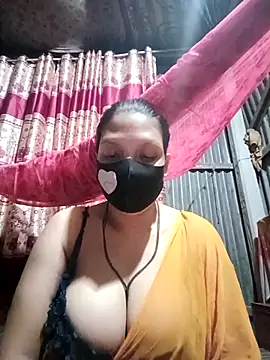 Snapshot of Depte- chatting on April 19, 11:51 pm Depte- online show from April 19, 11:51 pm