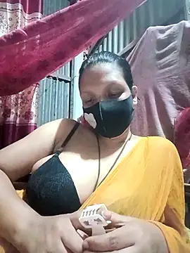 Snapshot of Depte- chatting on May 1, 1:37 pm Depte- online show from May 1, 1:37 pm