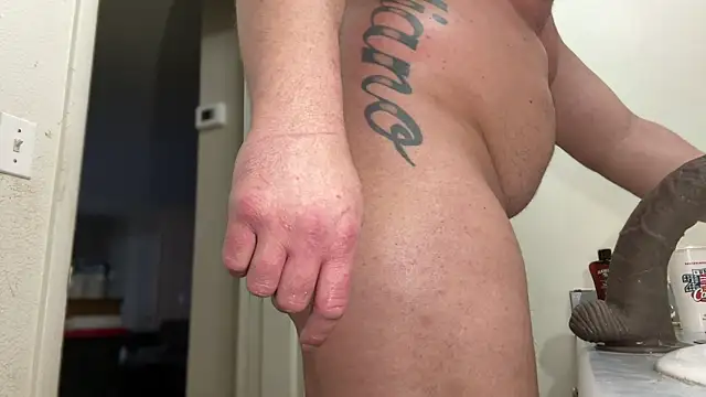 Snapshot of Fuckmyassg00d chatting on June 30, 12:39 pm Fuckmyassg00d online show from June 30, 12:39 pm