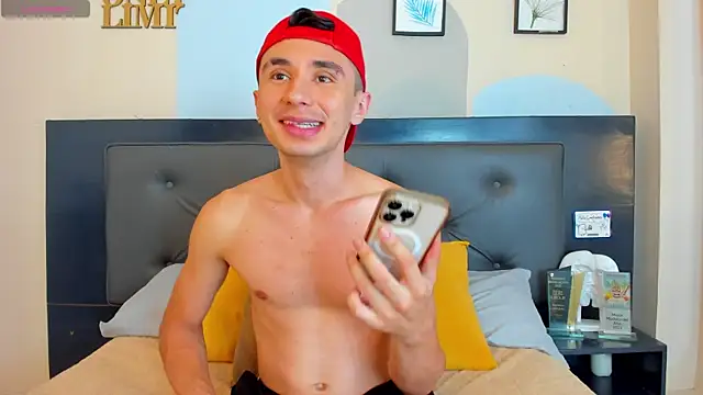 Jotastevensxx online show from July 4, 8:48 pm