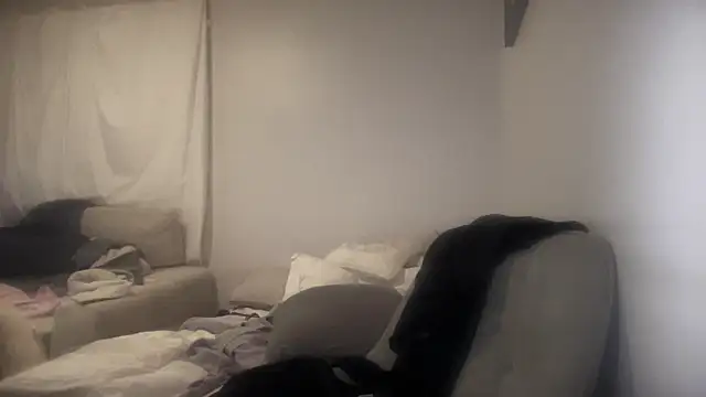 ALEXADANIELLE online show from December 13, 10:51 am
