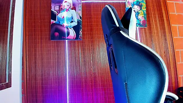 Snapshot of Liam_lee chatting on February 27, 5:13 pm Liam lee online show from February 27, 5:13 pm