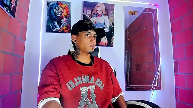 Liam lee online show from March 14, 11:32 pm