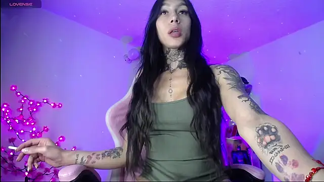 Snapshot of Juana_777 chatting on February 1, 3:08 am Juana 777 online show from February 1, 3:08 am
