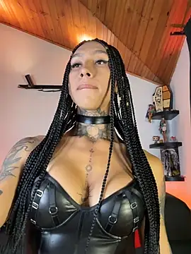 Snapshot of Juana_777 chatting on May 22, 3:35 am Juana 777 online show from May 22, 3:35 am