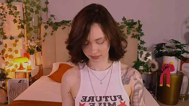 Snapshot of Meow_Nancy chatting on June 3, 5:10 am Meow Nancy online show from June 3, 5:10 am