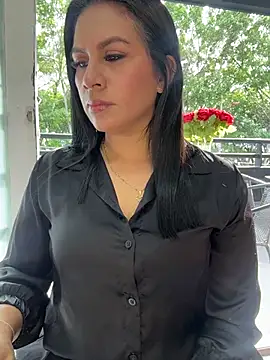 Snapshot of Sofia_Convers chatting on May 14, 12:34 pm Sofia Convers online show from May 14, 12:34 pm