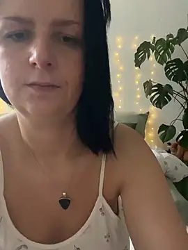 Off  Melonenmandy online show from May 6, 5:14 am