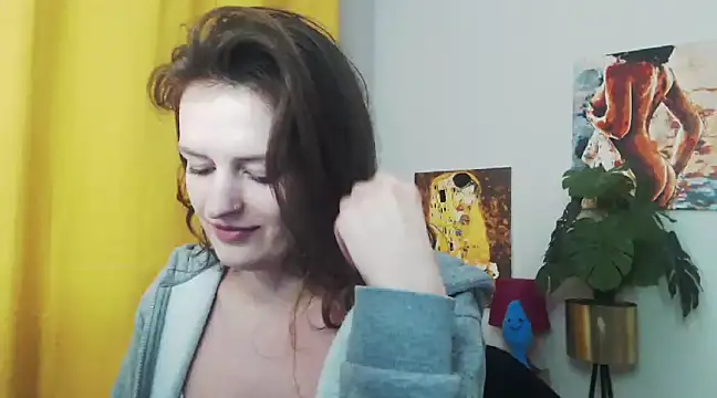 juicyNadine online show from December 4, 12:36 pm