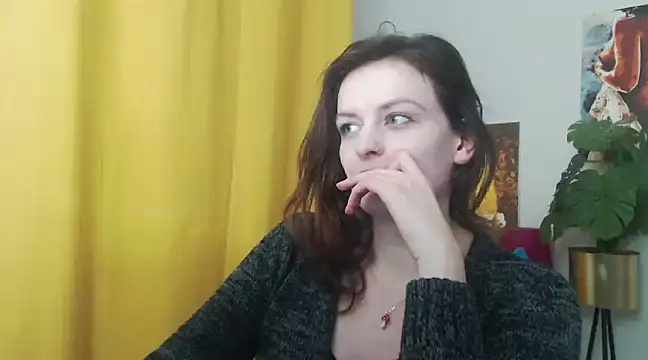 juicyNadine online show from December 5, 12:33 pm