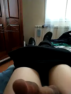 Snapshot of CazzoDURO883 chatting on February 24, 2:59 pm CazzoDURO883 online show from February 24, 2:59 pm