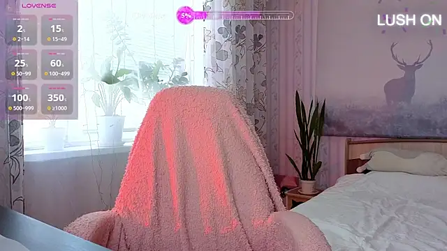 Snapshot of Bella__Swoon chatting on July 1, 4:58 am Bella Swoon online show from July 1, 4:58 am