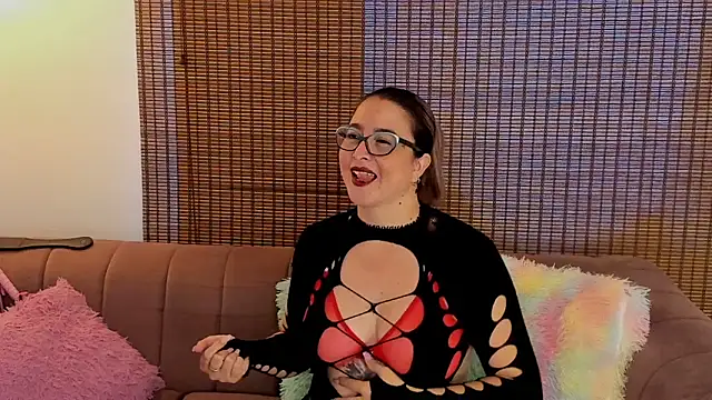 ariana cross online show from March 22, 1:47 pm