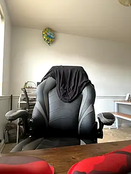 Snapshot of LeyaHoneybuns chatting on September 9, 3:44 pm LeyaHoneybuns online show from September 9, 3:44 pm