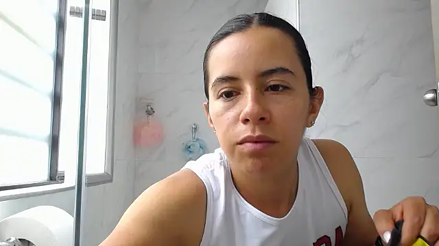Snapshot of Mariam_Gomezxxx chatting on March 30, 4:19 pm Mariam Gomezxxx online show from March 30, 4:19 pm