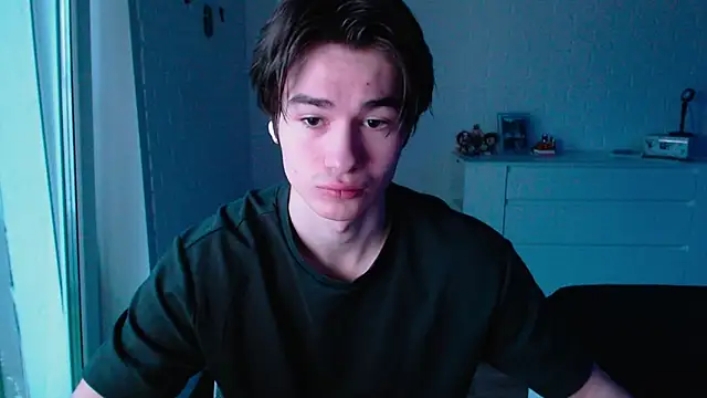 MarkusDean online show from April 4, 2:36 pm