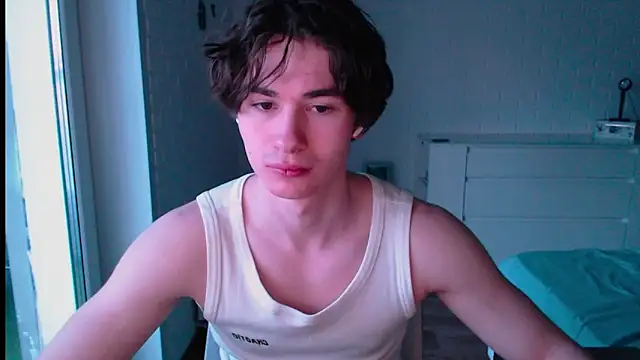 Snapshot of MarkusDean chatting on May 1, 3:38 pm MarkusDean online show from May 1, 3:38 pm