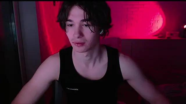 Snapshot of MarkusDean chatting on May 11, 9:34 pm MarkusDean online show from May 11, 9:34 pm