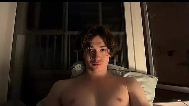Snapshot of MarkusDean chatting on May 26, 6:37 pm MarkusDean online show from May 26, 6:37 pm